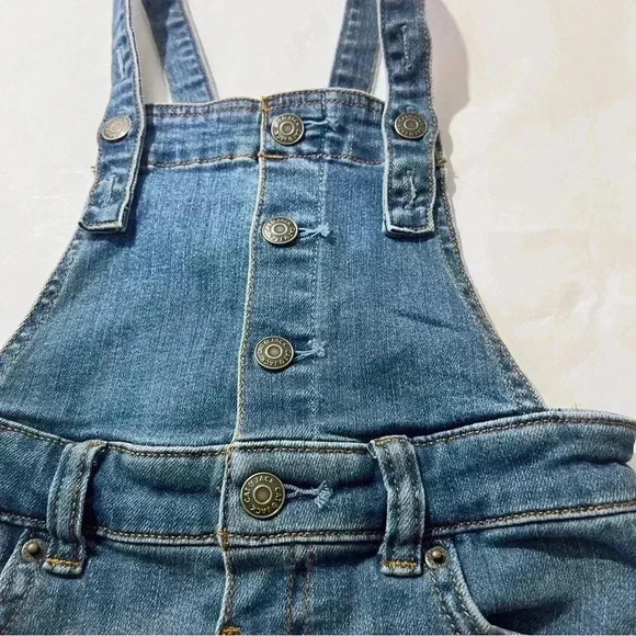 Cat and jack girls denim overalls button front light wash 2T new‎ - Picture 2 of 4